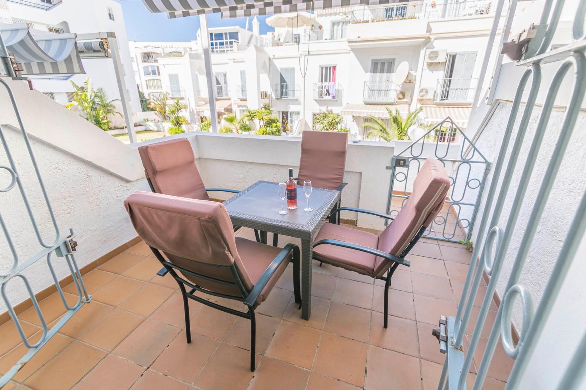 Canovas Nerja - Casa Adosada Con Piscina Los Huertos 6 Dış mekan fotoğraf